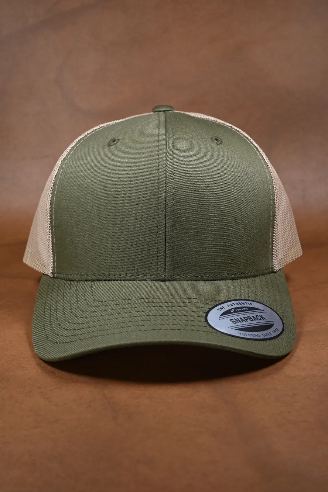YUPOONG CLASSIC VERDE MUSGO/BEIGE