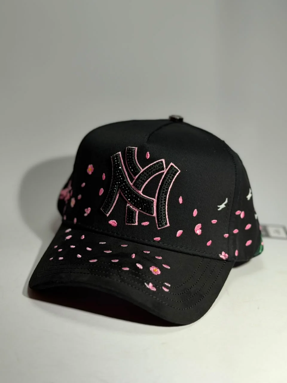 X CAPS  RRO