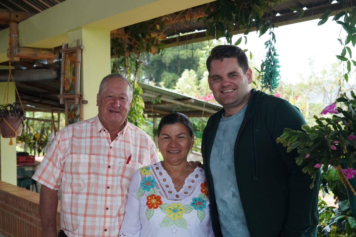  José Ramón and Maria Del Rosario, growers on the Buenos Aires farm, with Pact Director of Coffee Will Corby