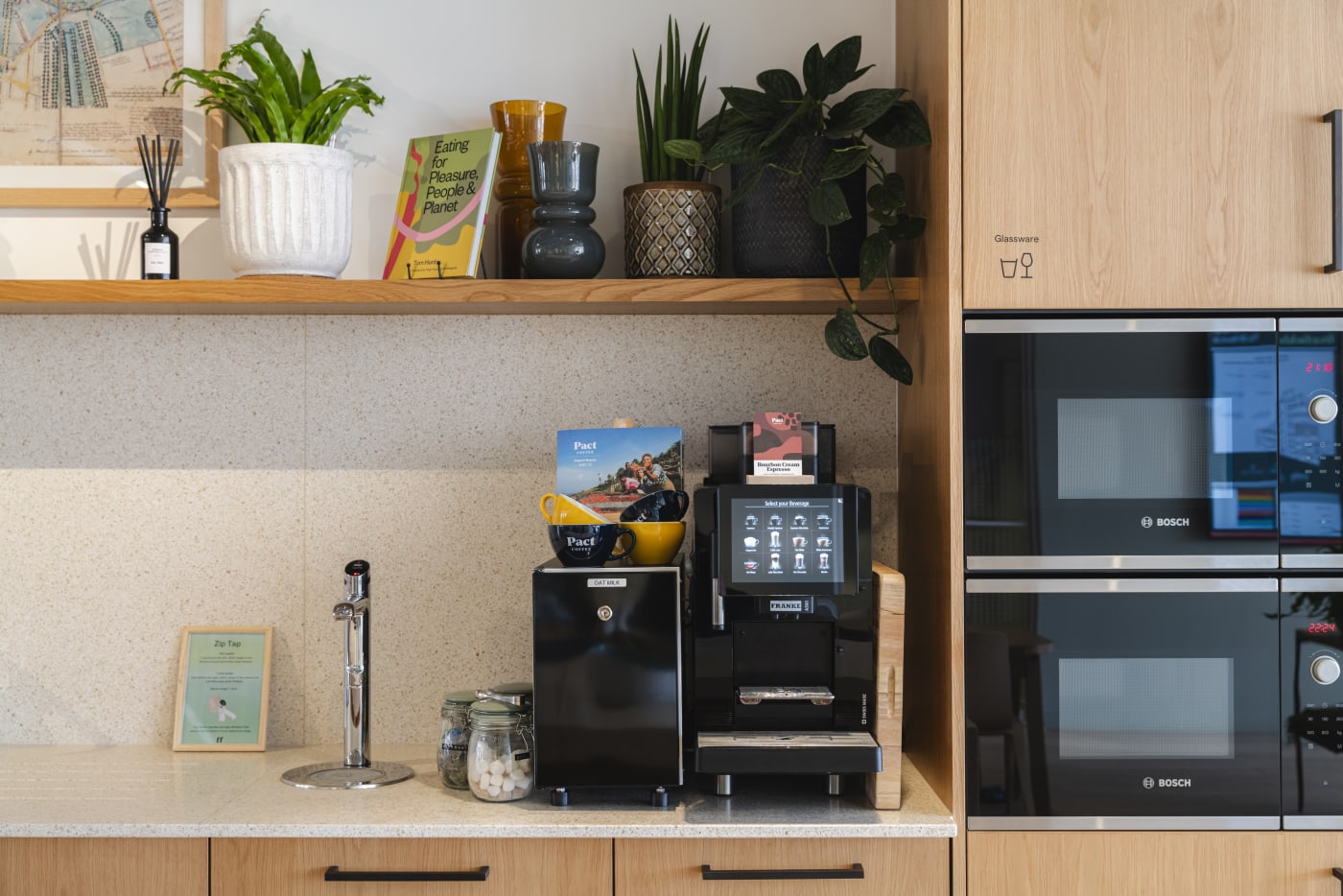 Bean-to-cup optimised coffee: why it's ideal for offices and cafés
