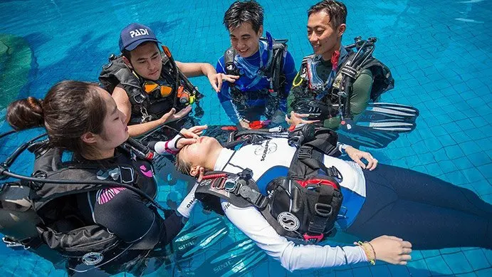 PADI 教材（レスキュー） Yahoo!オークション - [未使用]PADIインストラクター講習用教材