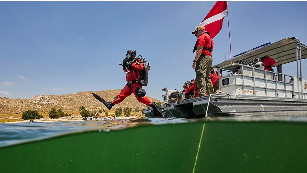 public safety diver boat