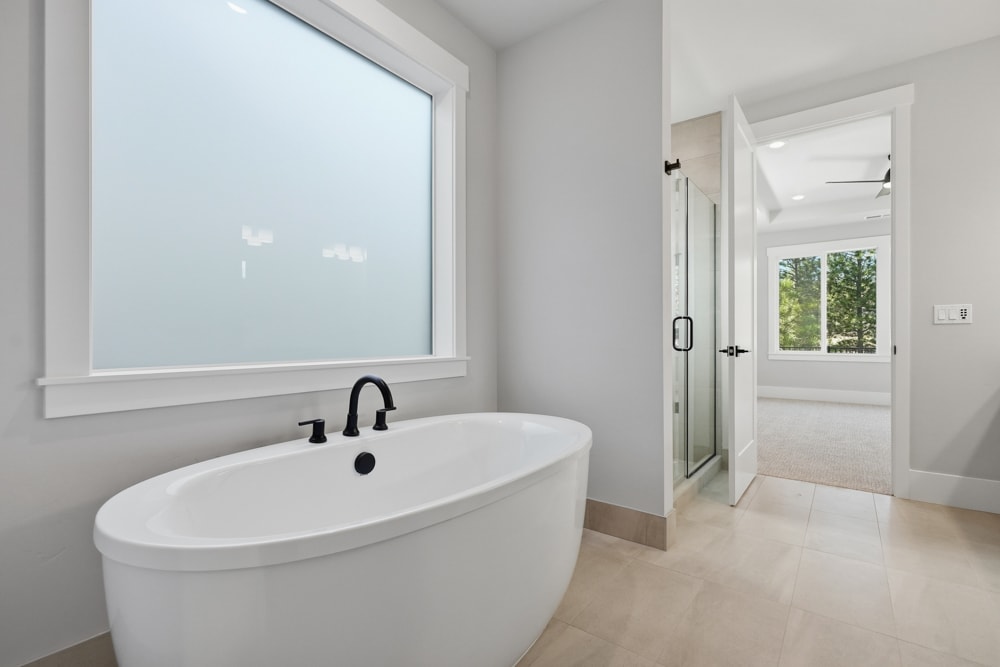 Pahlisch Homes - Photo 9