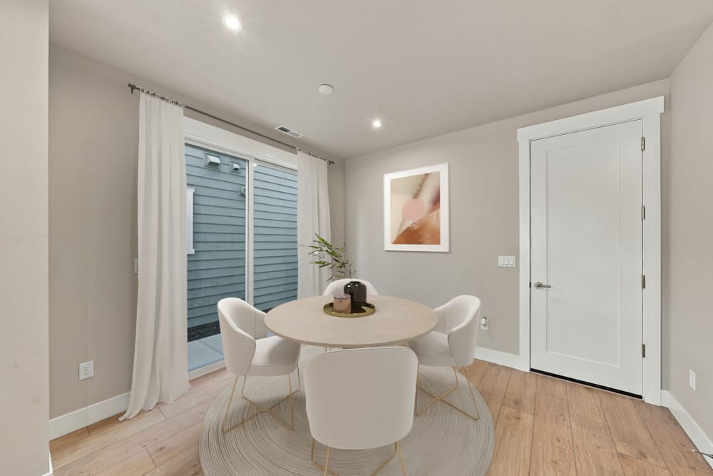 Pahlisch Homes - Photo 5