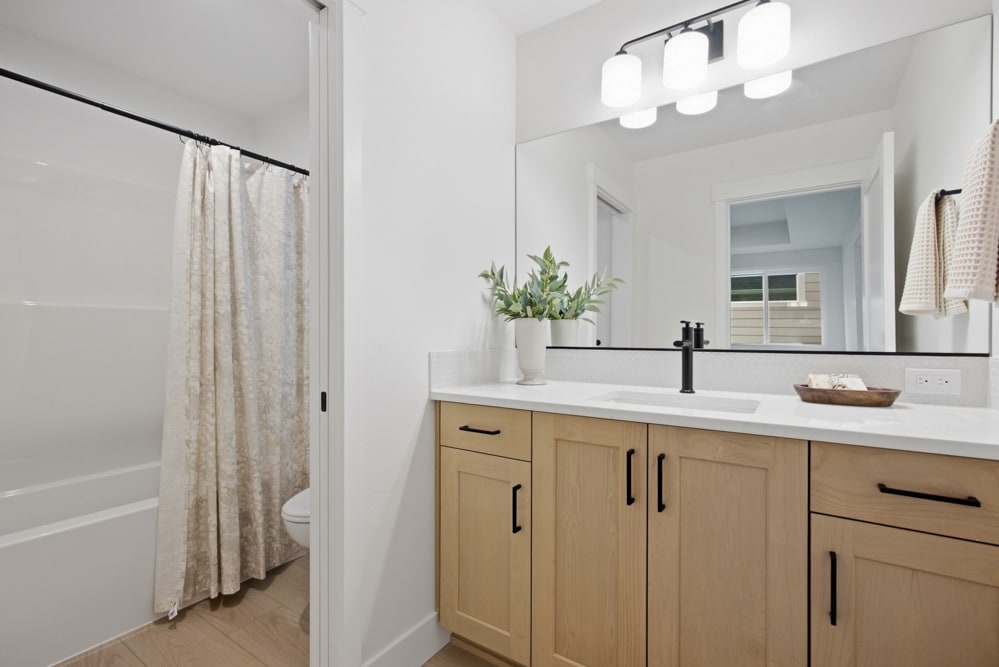 Pahlisch Homes - Photo 10