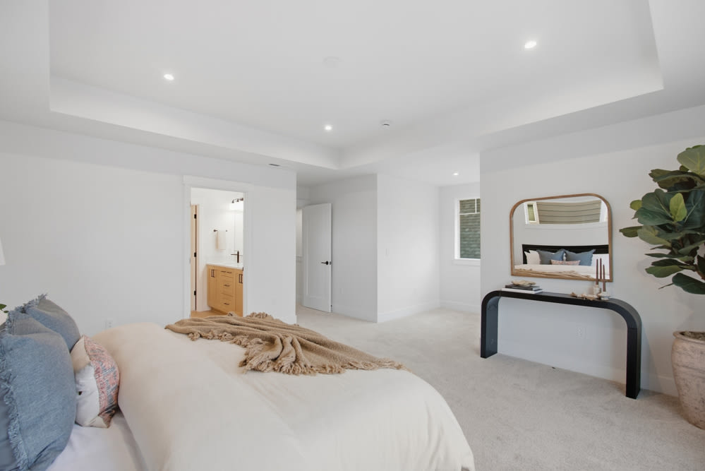 Pahlisch Homes - Photo 7