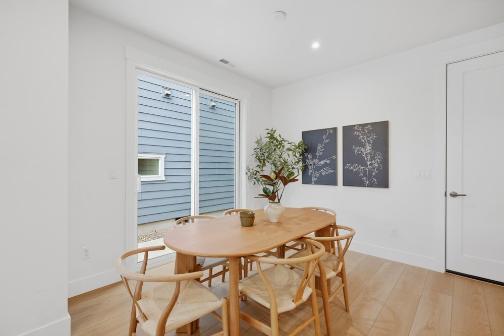 Pahlisch Homes - Photo 5