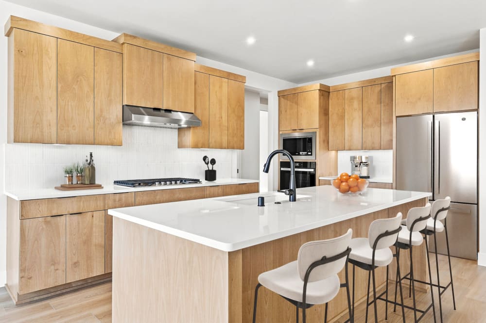 Pahlisch Homes - Photo 3