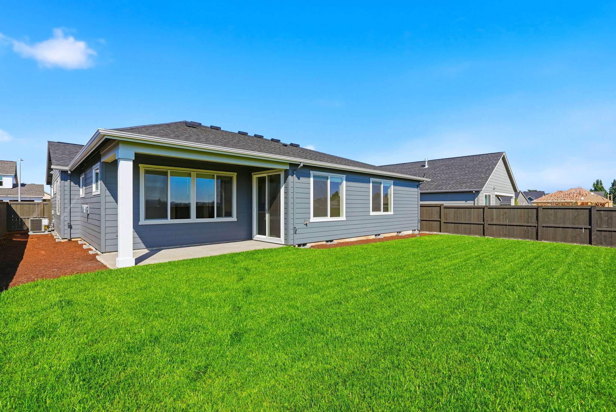 Pahlisch Homes - Photo 2