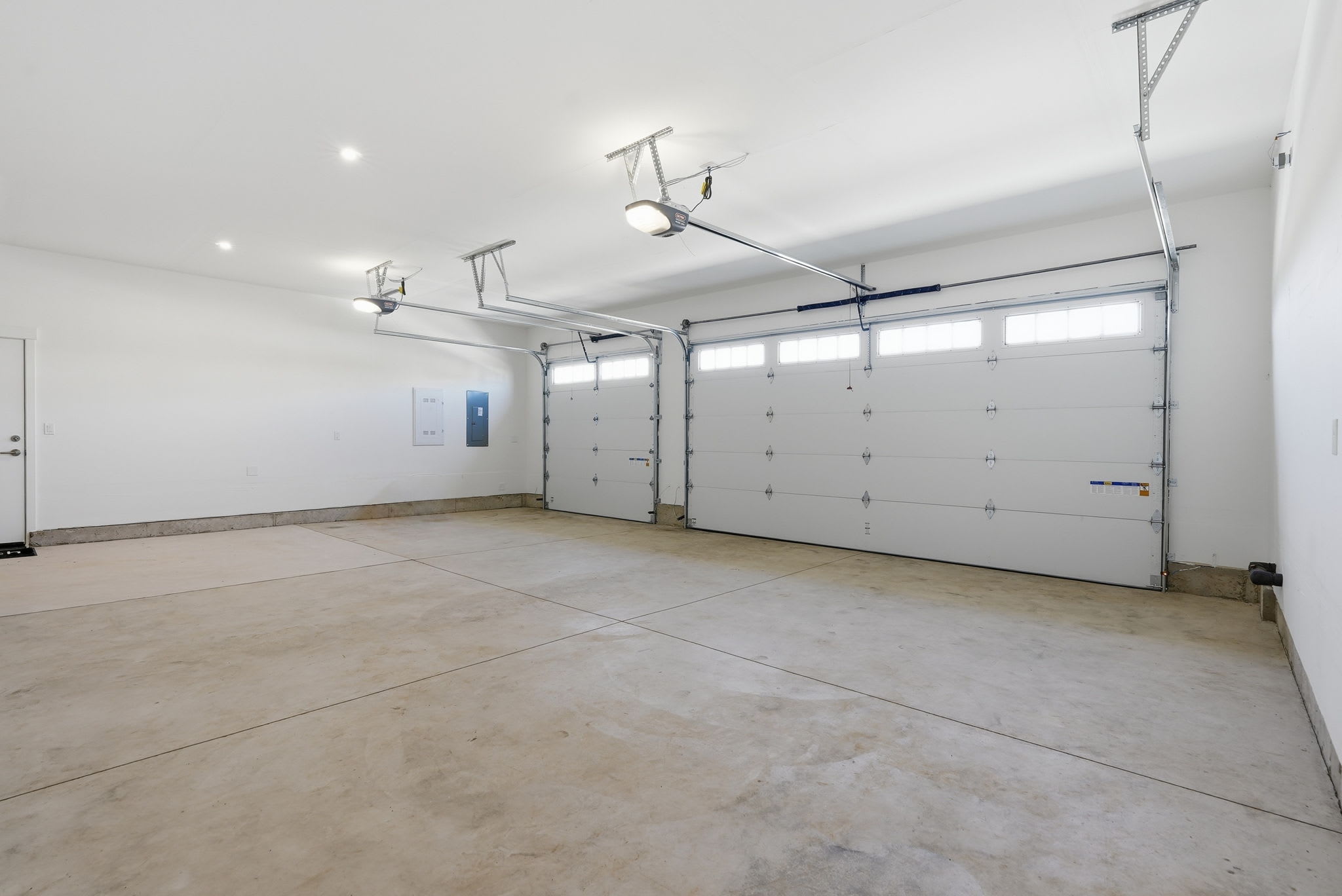 Pahlisch Homes - Photo 13