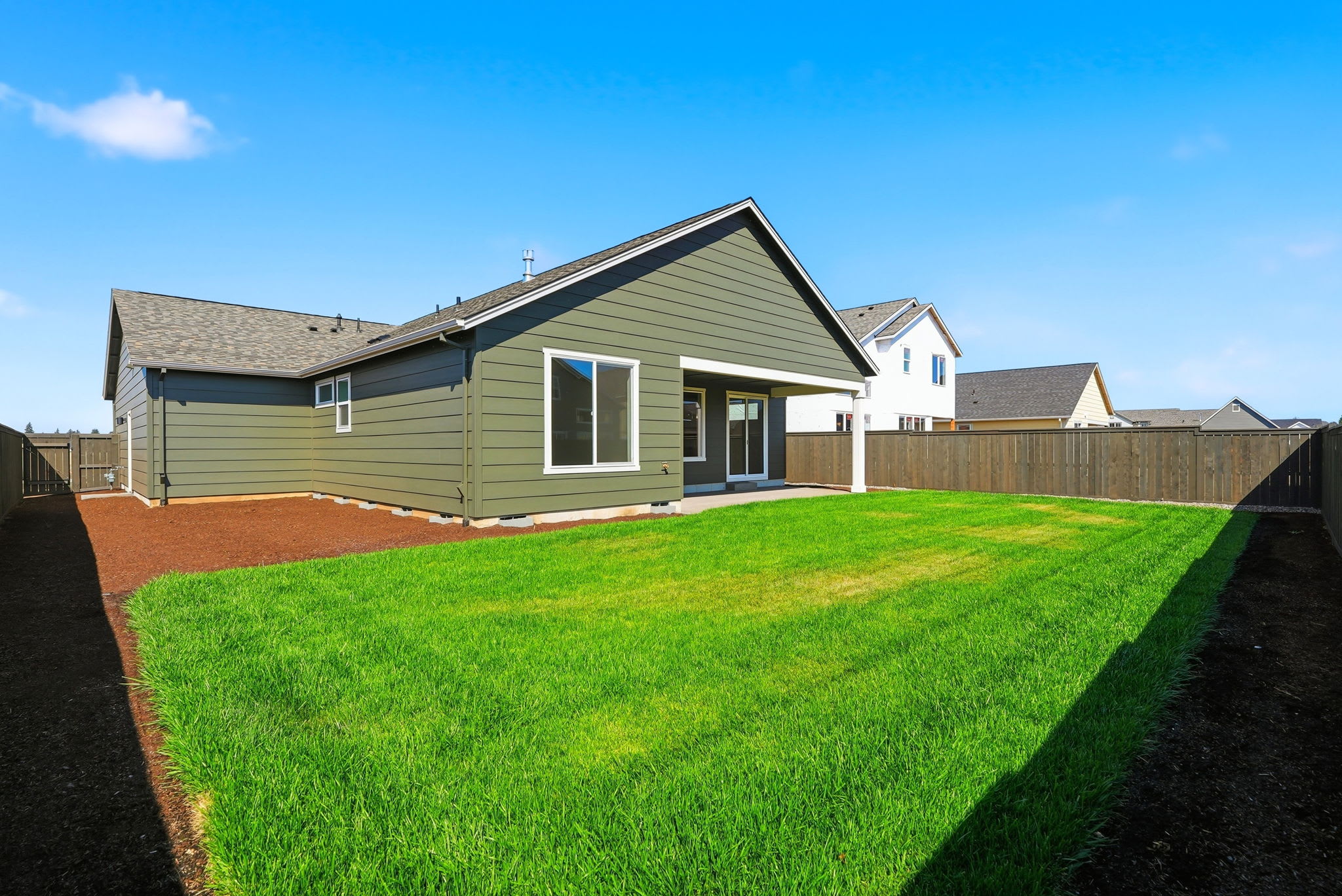 Pahlisch Homes - Photo 2