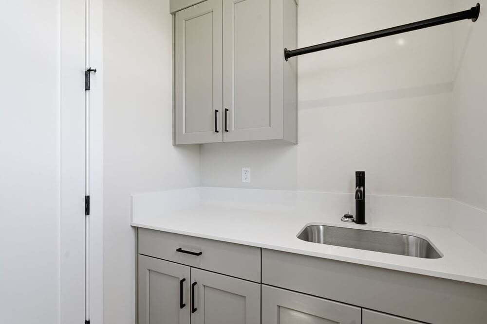 Pahlisch Homes - Photo 11