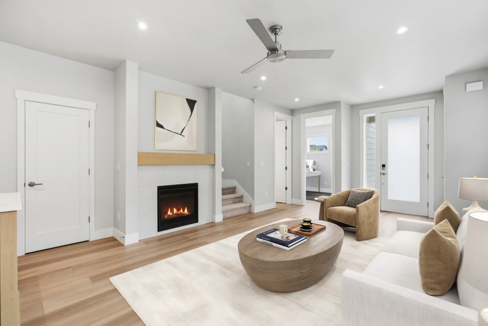 Pahlisch Homes - Photo 2