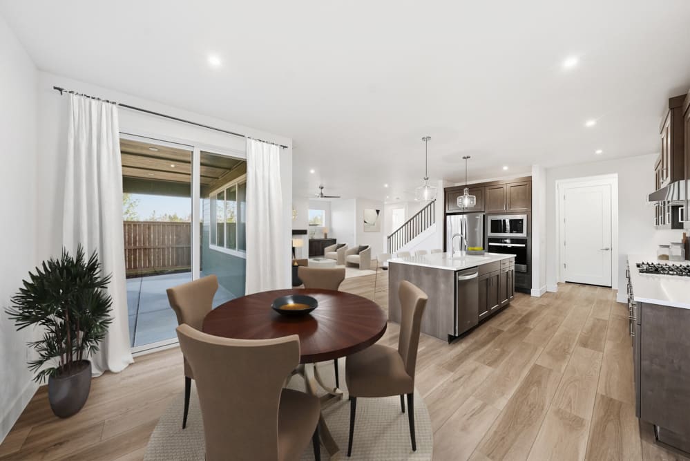 Pahlisch Homes - Photo 6
