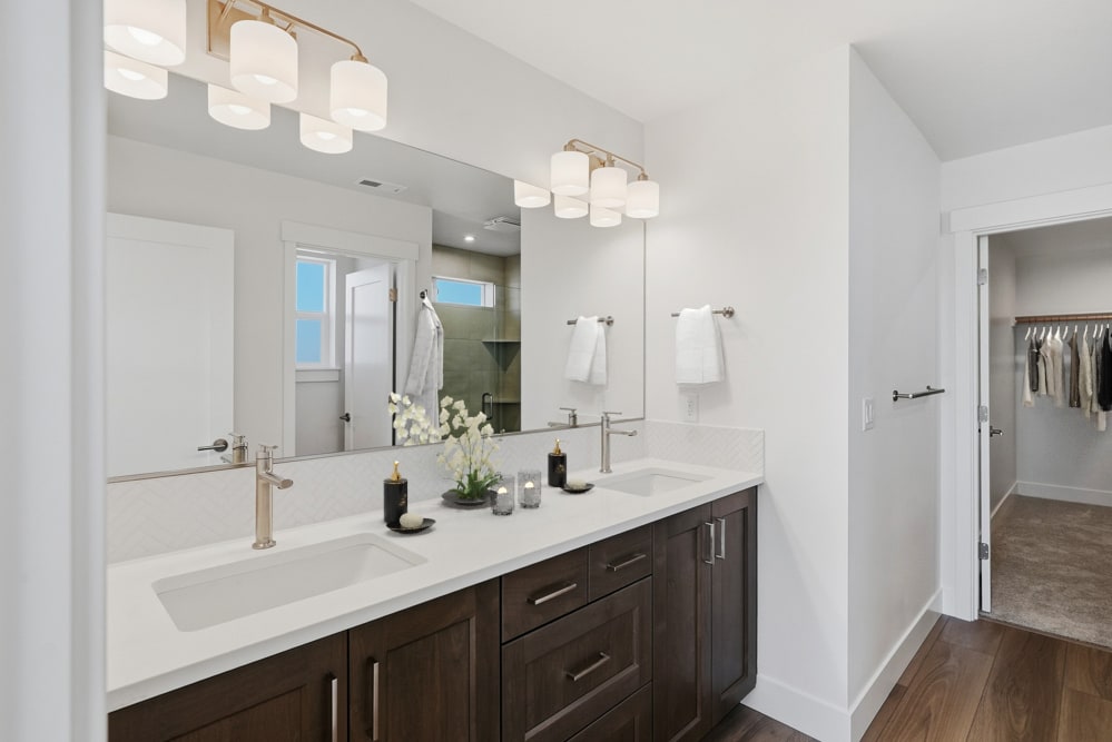 Pahlisch Homes - Photo 8