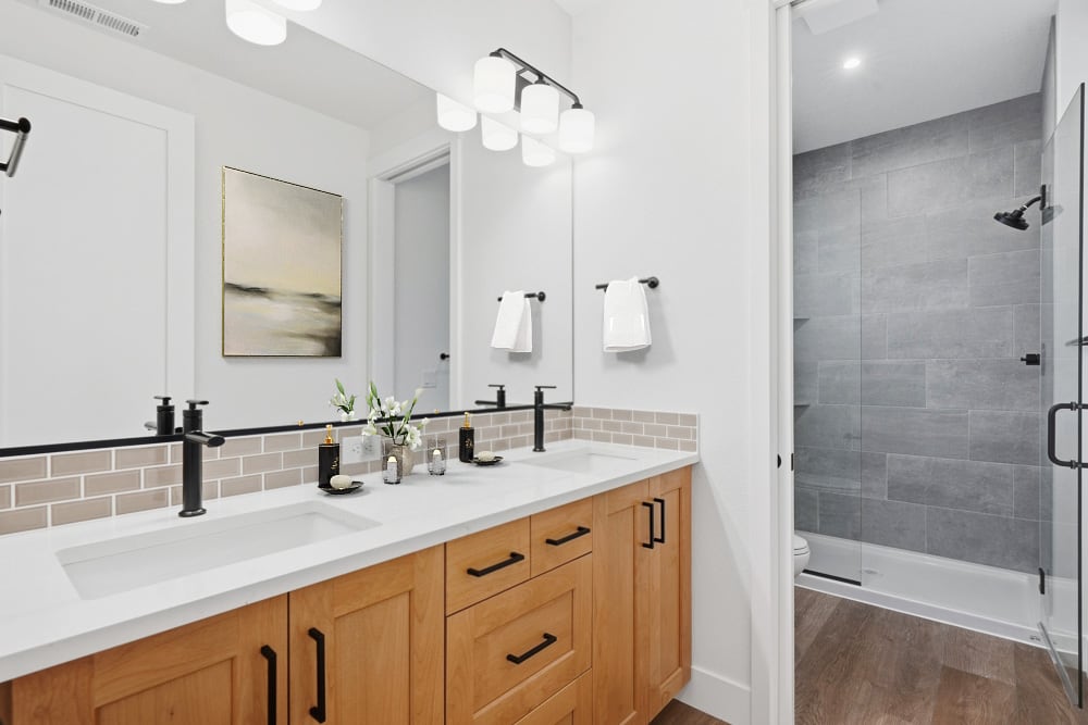 Pahlisch Homes - Photo 11