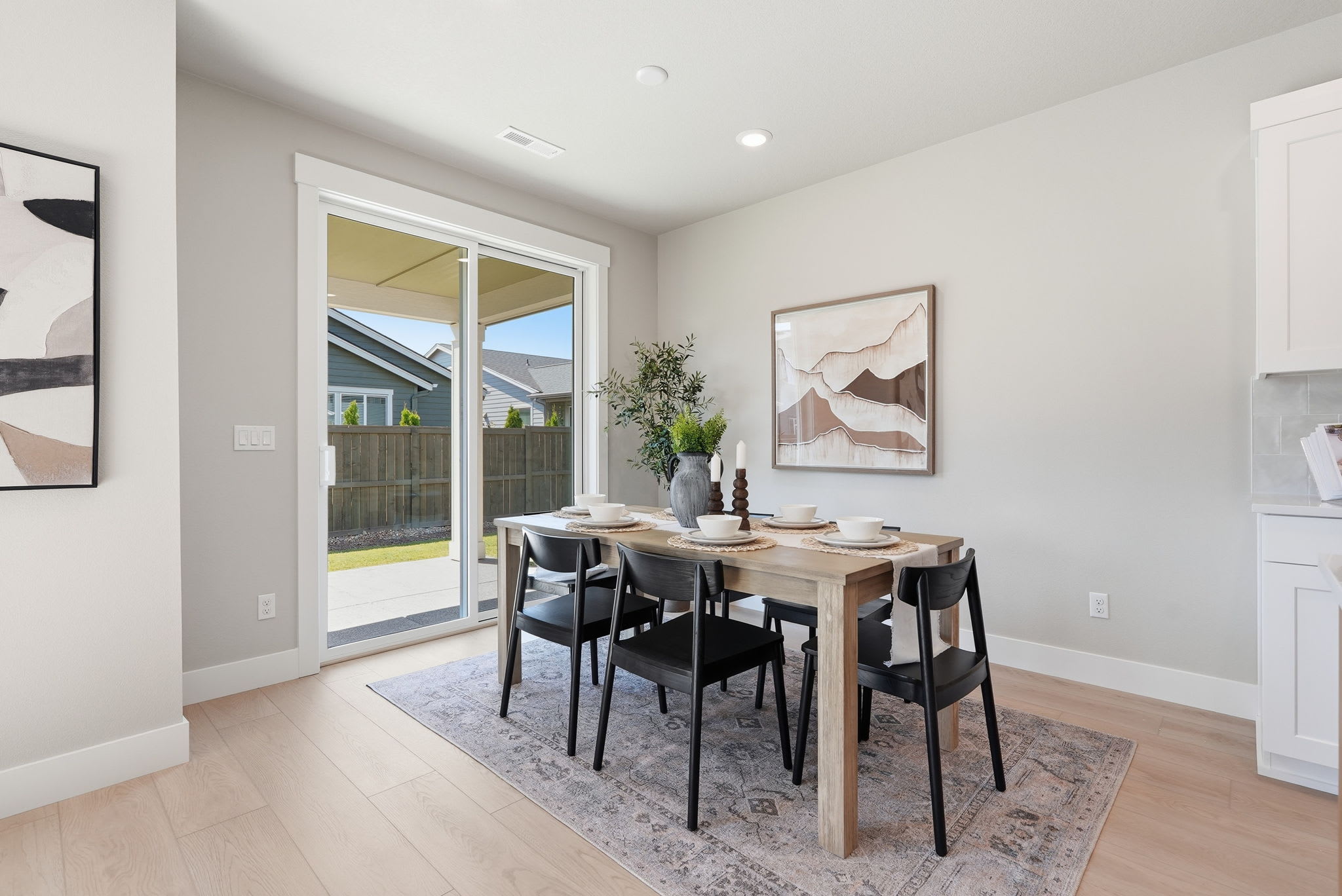 Pahlisch Homes - Photo 7