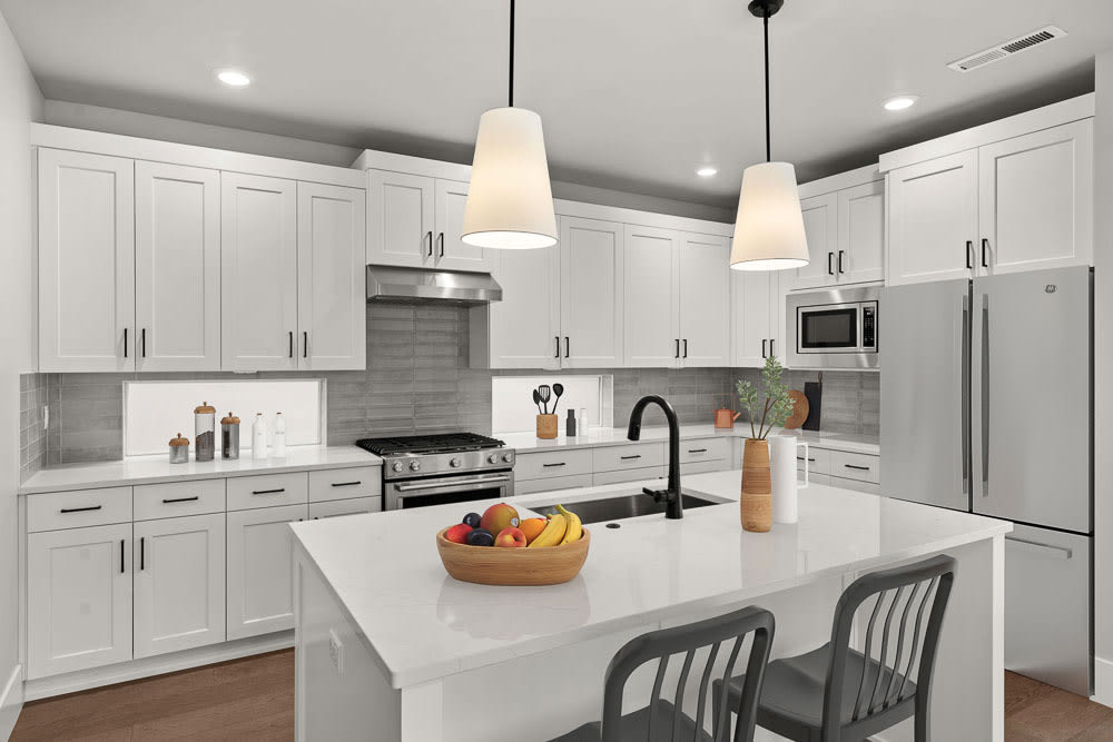 Pahlisch Homes - Photo 2