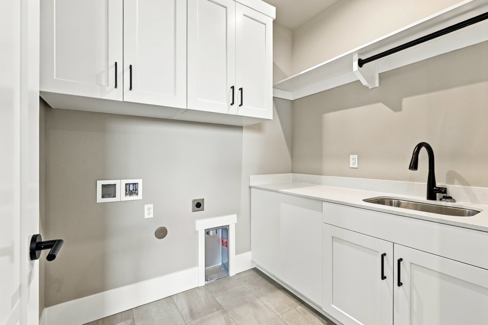 Pahlisch Homes - Photo 10