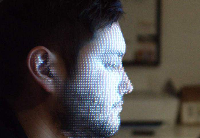 Face ID fails to recognize difference between twins