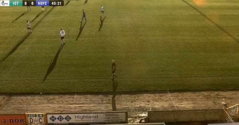 Soccer match ruined when AI-controlled camera mistakes ref’s bald head for ball