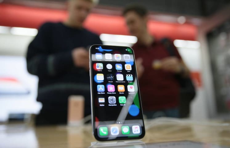 Double trouble: Russian twins to sue Apple as iPhone X’s Face ID fails to tell them apart