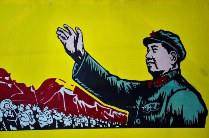 Off-messenger: Chinese chatbot ain't no commie