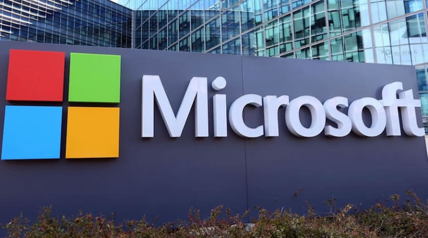 Microsoft fires MSN journalists - replaces them with AI robots