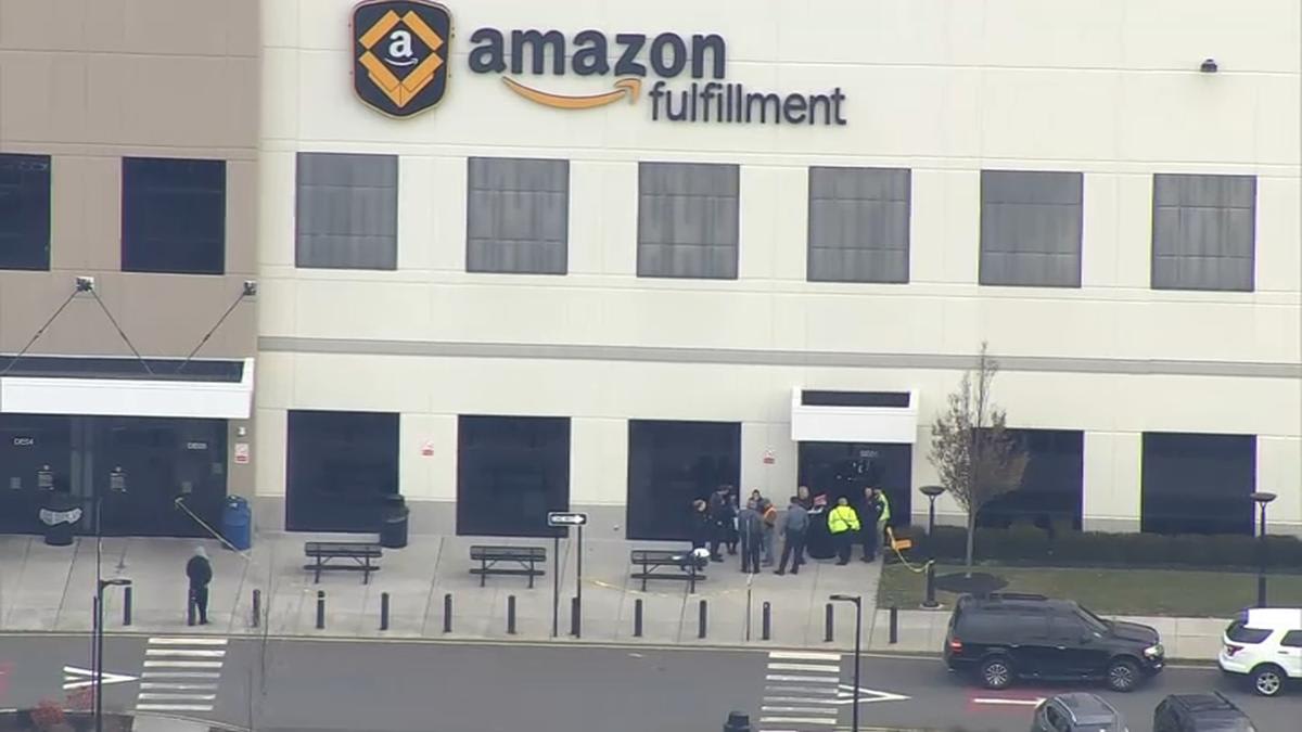 Robot Punctures Bear Spray Can, More Than 50 People Sickened at New Jersey Amazon Warehouse, Town Says