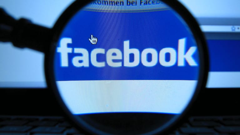 Palestinian Man Arrested After Facebook Auto-Translates 'Good Morning' As 'Attack Them'