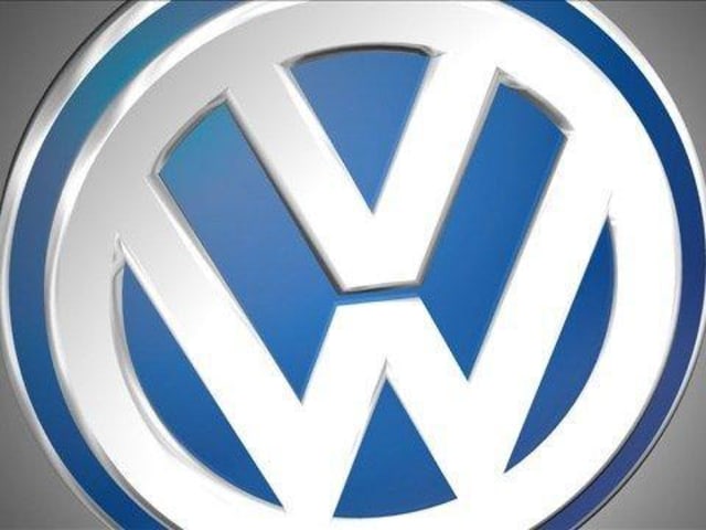 Robot kills man at Volkswagen plant in Germany