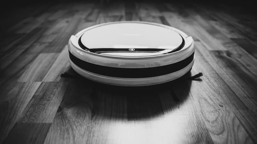 Robots In US Start Shouting Racial Slurs At Consumers After Hackers Make The Device Malfunction