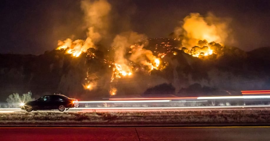 Incendies en Californie : des applications de navigation comme Waze ont mis le feu aux navetteurs, selon les conducteurs