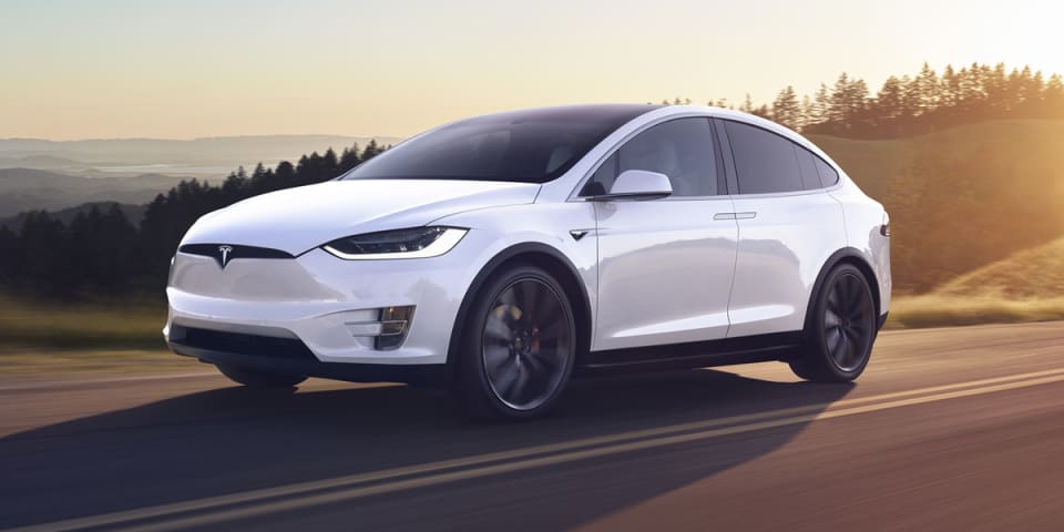 Driver in Fatal Tesla Model X Crash Had Complained about Autopilot