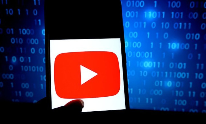 YouTube dice que la prohibición del show en vivo de tecnología sexual para mujeres fue culpa del algoritmo