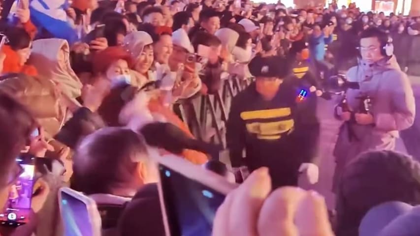 Chilling moment humanoid robot 'attacks' crowd at Chinese festival