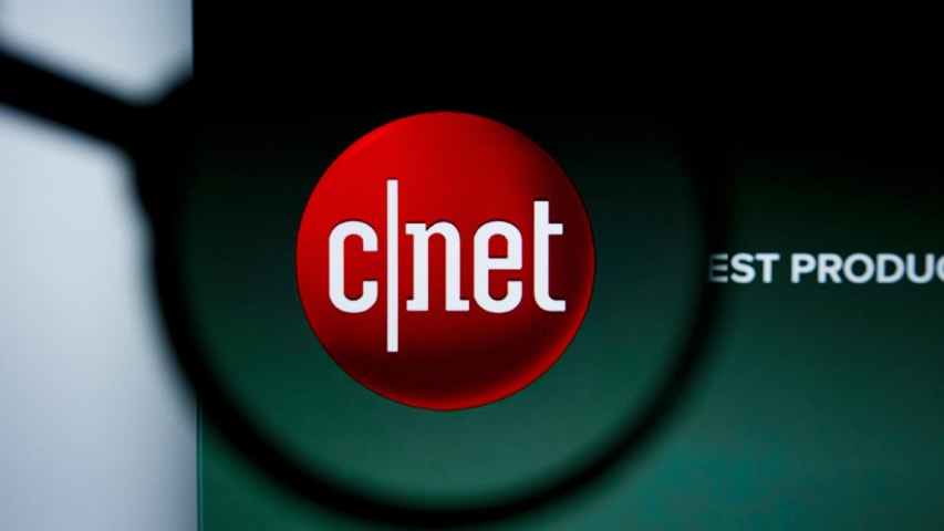 CNET Cops to Error Prone AI Writer, duplica su uso