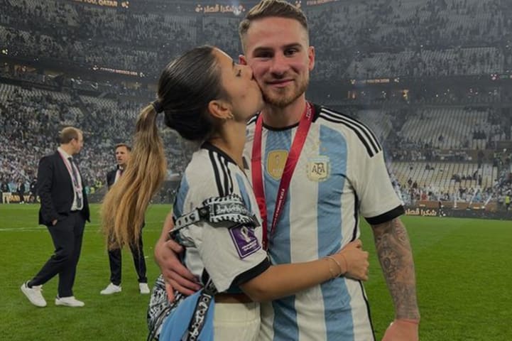 Alexis Mac Allister leaves X-rated message for stunning WAG after World Cup win