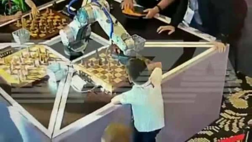 L'IA a mal tourné� ? Un robot d'échecs casse le doigt d'un enfant lors d'un tournoi en Russie