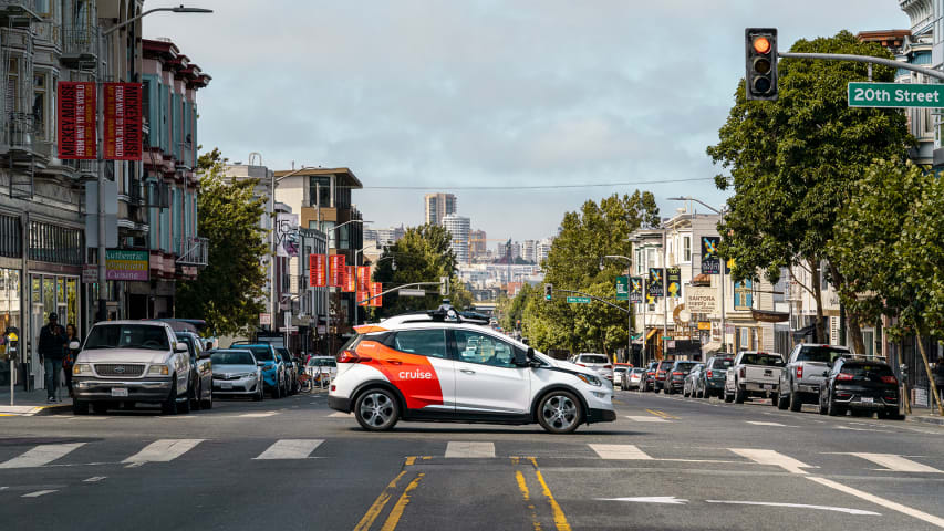 Video of Police Pulling Over Driverless Car Viewed 1.2 Million Times