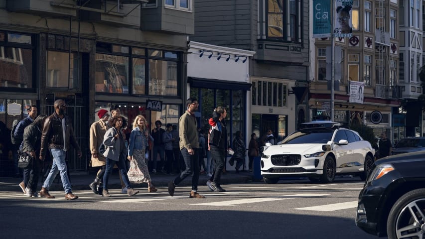 translated-ja-Self-Driving Waymo Collides With Bicyclist In Potrero Hill