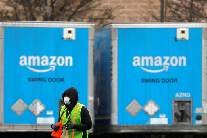 Pour ce chauffeur de camionnette Amazon, la surveillance par IA était la goutte d'eau qui fait déborder le vase