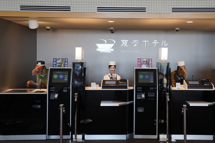 Le japonais Henn na Hotel licencie la moitié de ses robots