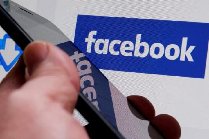 Facebook a mal identifié des milliers de publicités politiques : étude