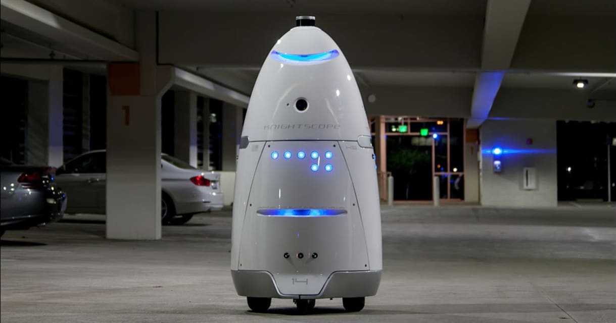 Mall security robot injures toddler