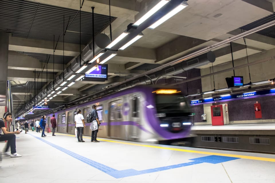 Le tribunal ordonne la suspension de l'utilisation de la reconnaissance faciale dans le métro de São Paulo