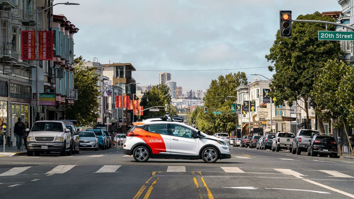 Driverless car starts to pull away after being stopped by police