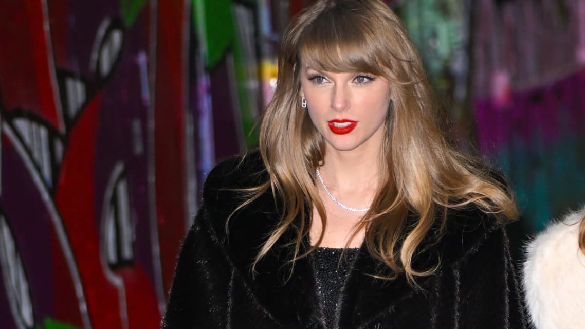 Taylor Swift, Selena Gomez deepfakes used in Le Creuset giveaway scam