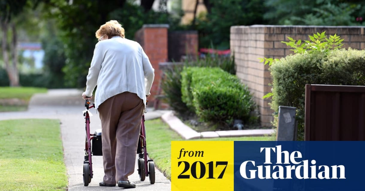 Centrelink says it has no plans to use robo-debt system to target pensioners