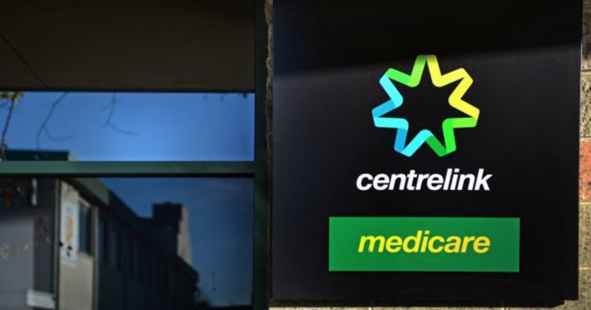 Le programme Centrelink "Robo-Debt" n'est pas clair, déraisonnable et injuste : ombudsman